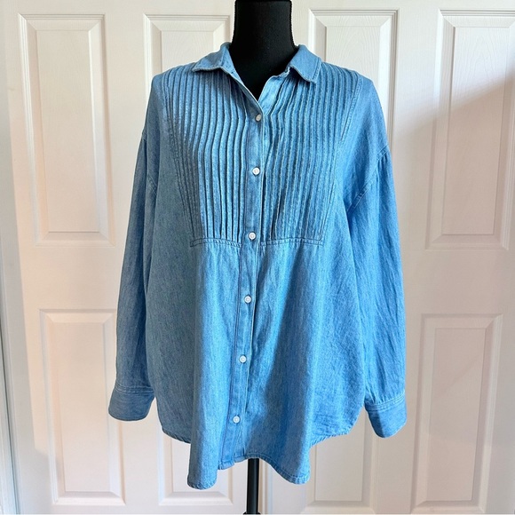 Old Navy Tops - Old Navy Blue Chambray Denim Button Down Shirt with Pleated Bib Detail